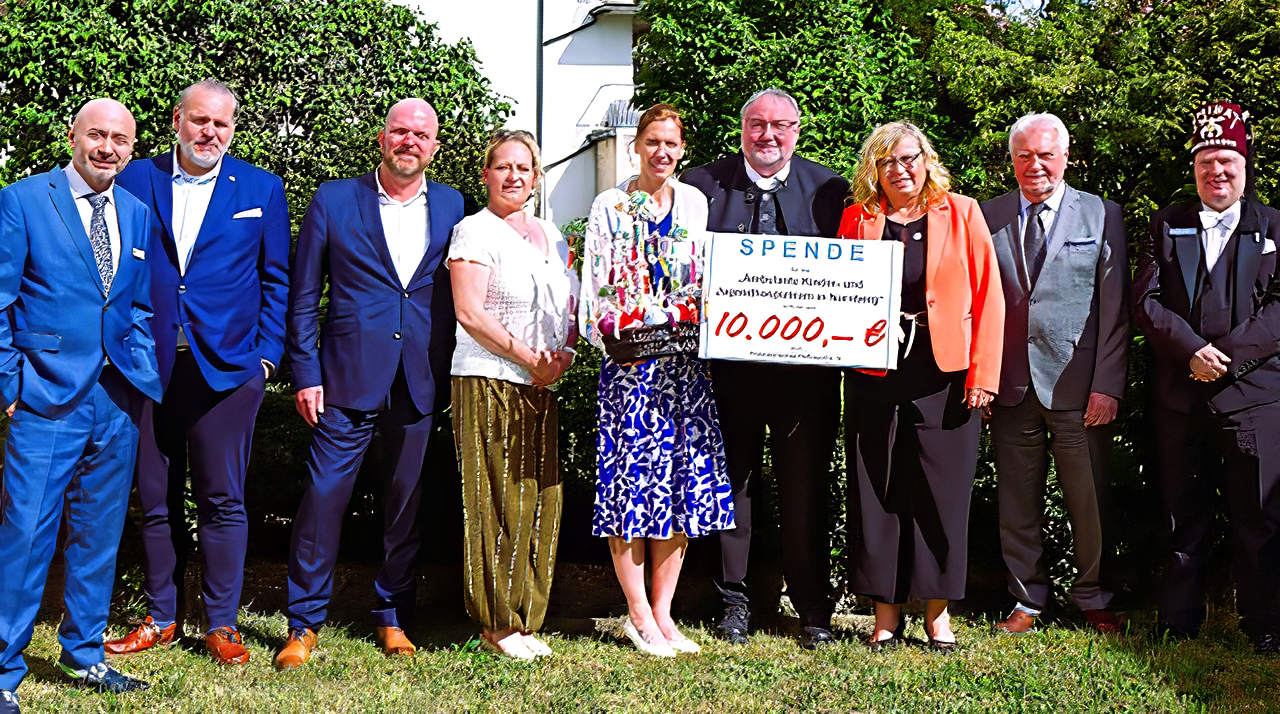 Freimaurer spenden 10.000 Euro für Nürnberger Kinderhospizteam